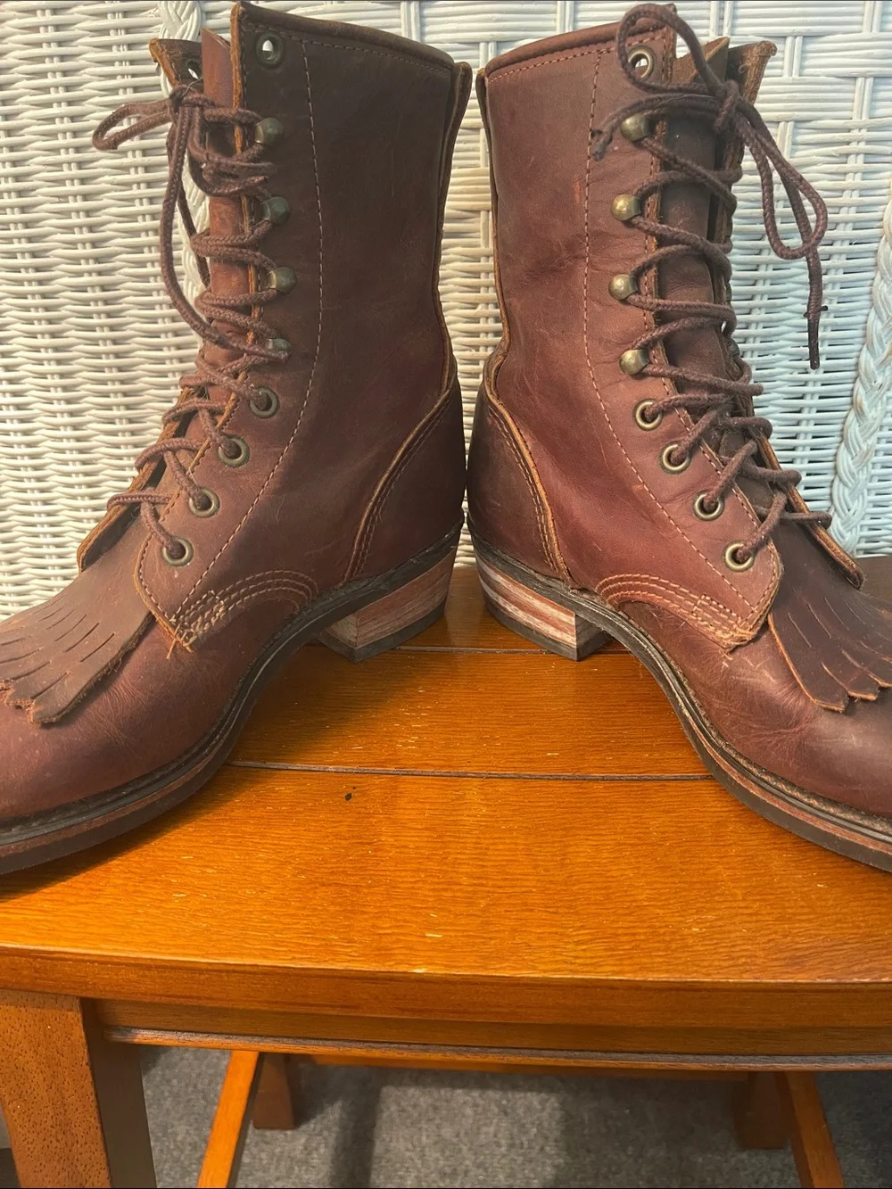 Durango Brown Leather Lace-Up Kiltie Paddock Work Boots Vibram Sole size 7.5D